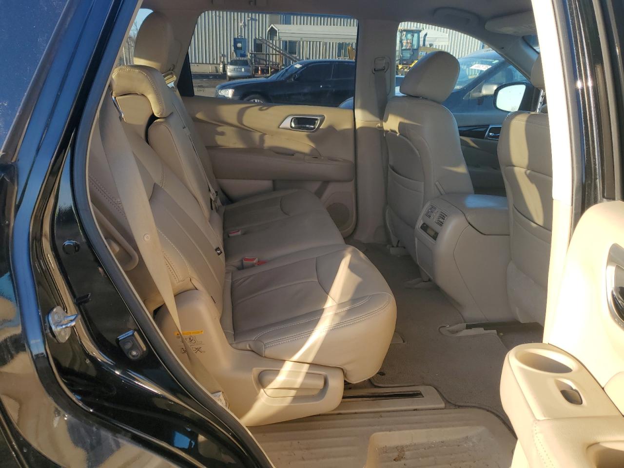 2013 Nissan Pathfinder - Image 11