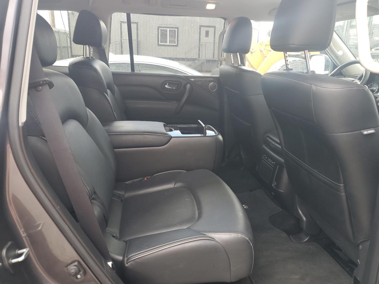 2024 Infiniti QX80 - Image 10