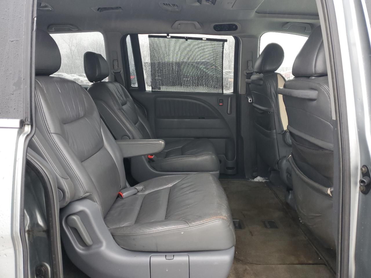 2005 Honda Odyssey - Image 11
