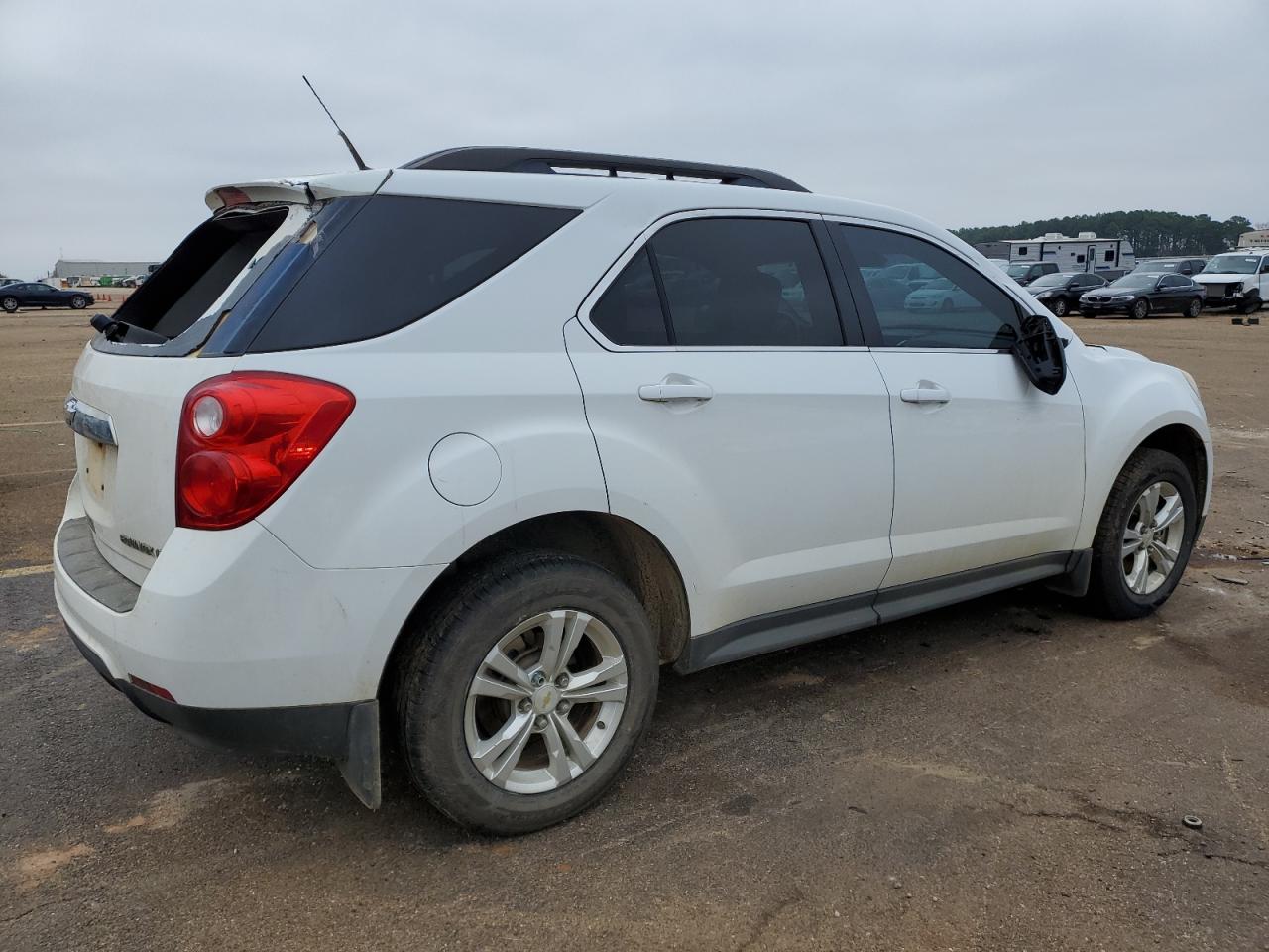 2012 Chevrolet Equinox - Image 3