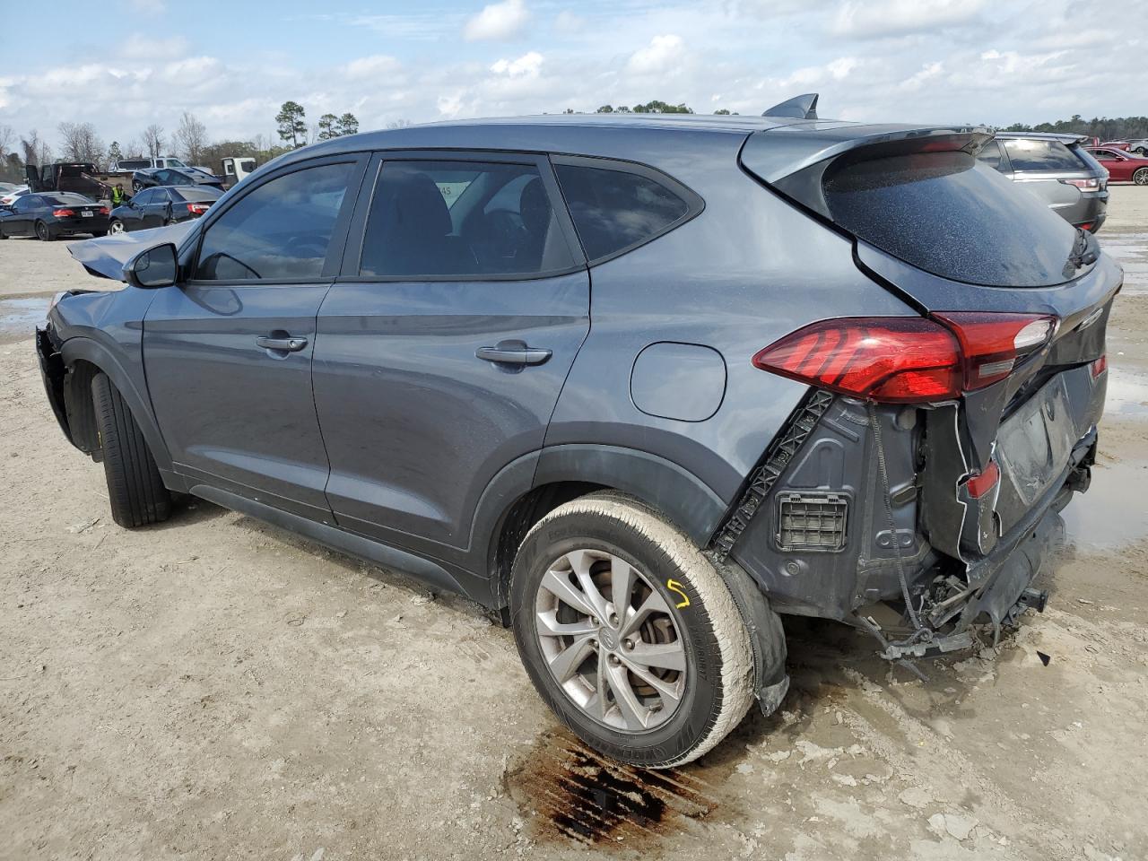 2021 Hyundai Tucson - Image 2
