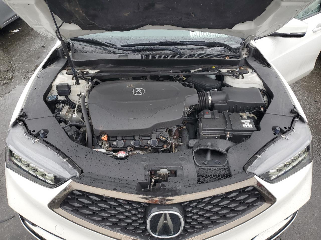 2018 Acura TLX - Image 11
