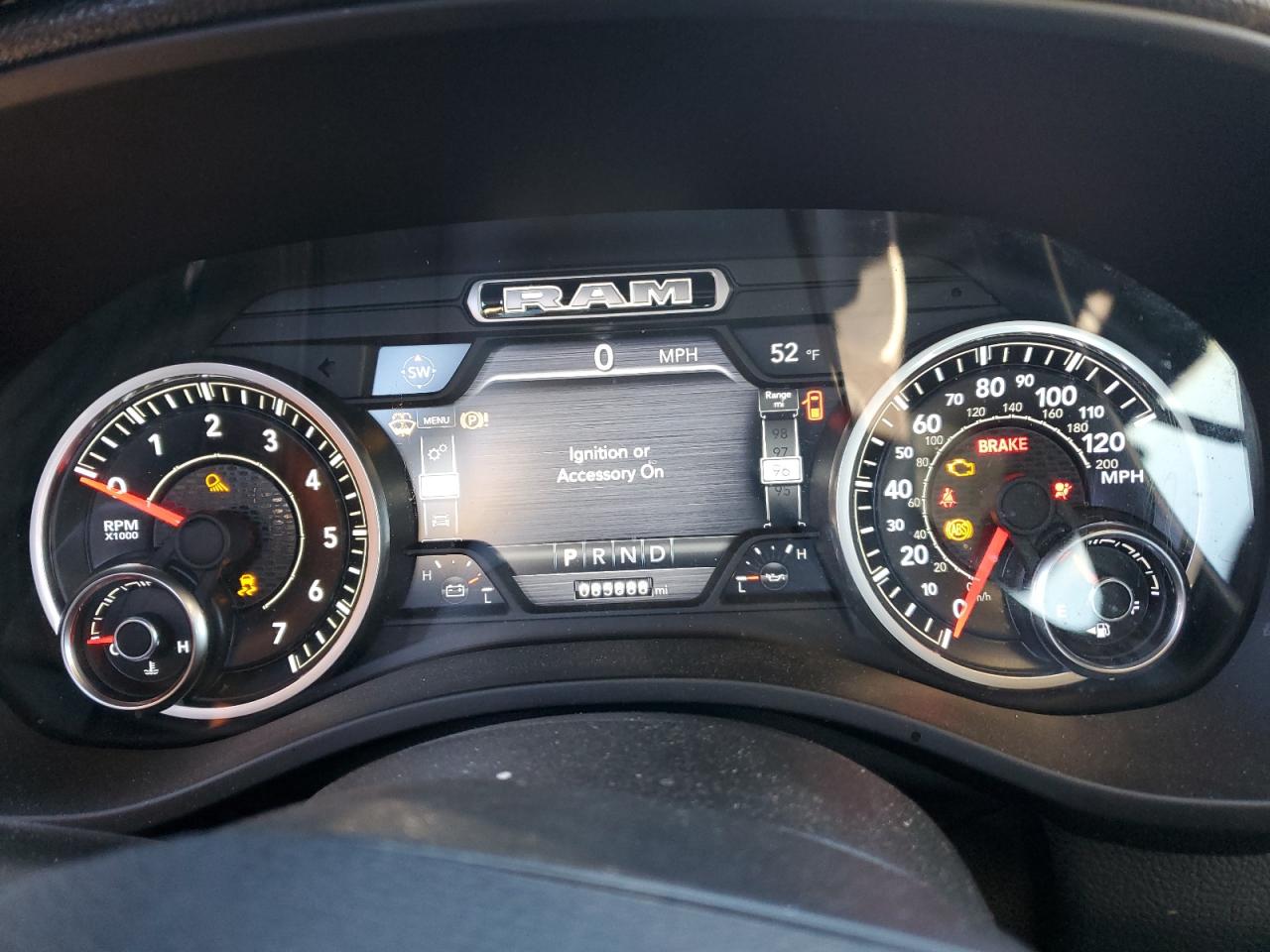 2019 RAM 1500 - Image 9