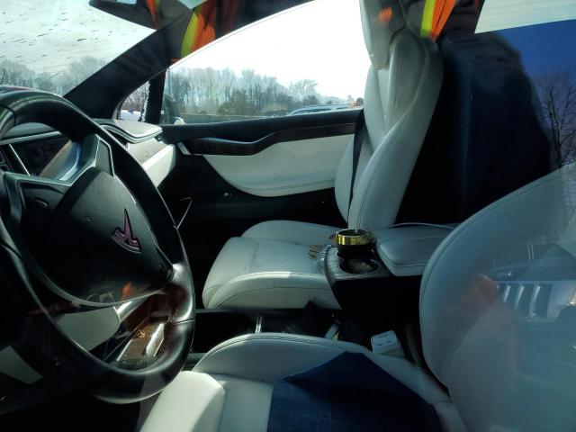 Паркетники TESLA MODEL X 2016 Белый