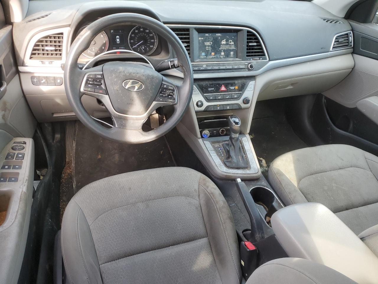 2018 Hyundai Elantra - Image 8