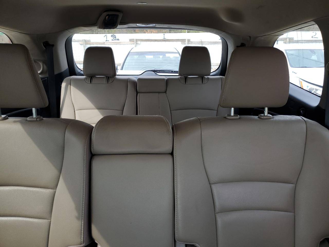 2016 Honda Pilot - Image 10