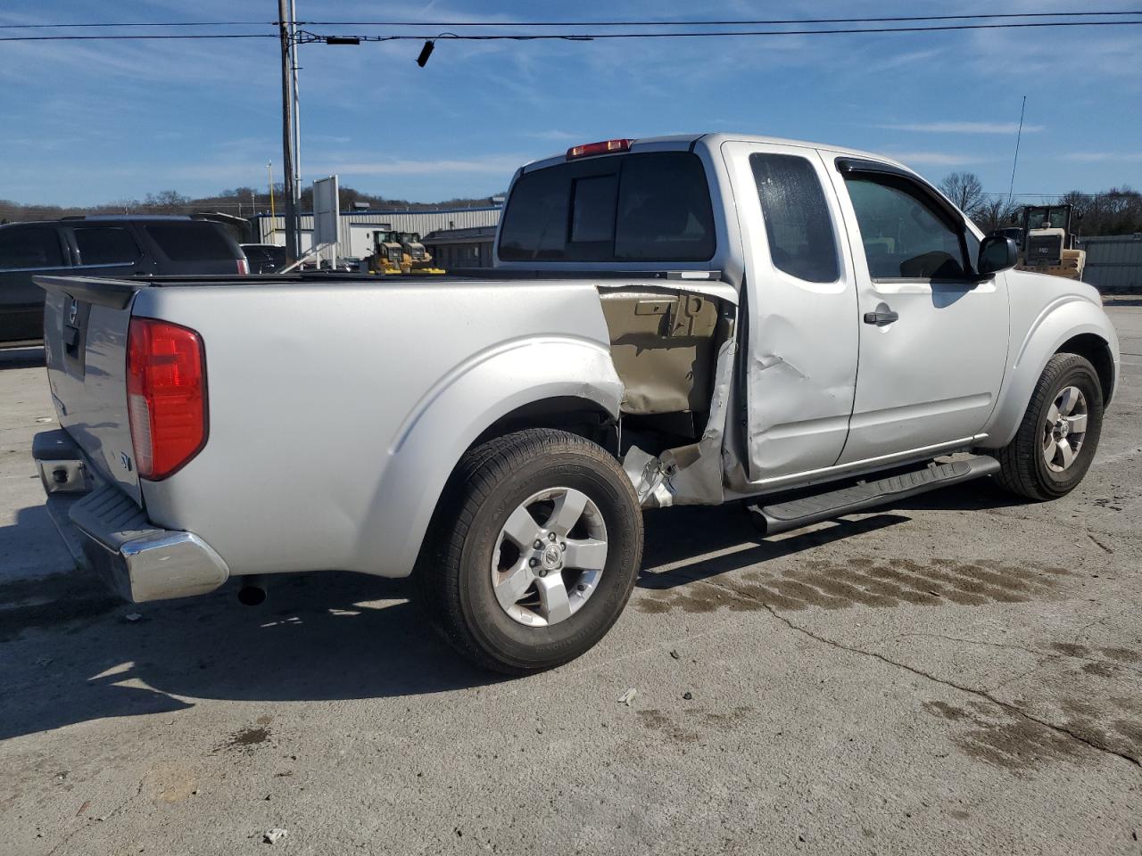 2013 Nissan Navara (Frontier) - Image 3