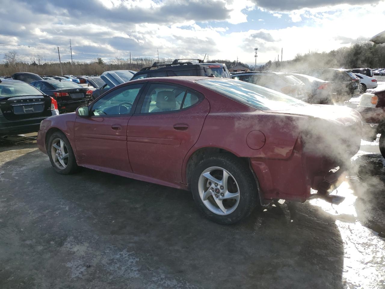2004 Pontiac Grand Prix - Image 2