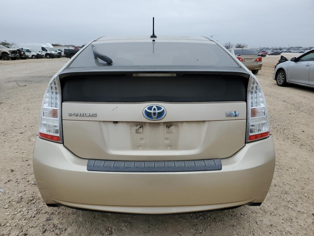 2010 Toyota Prius - Image 6