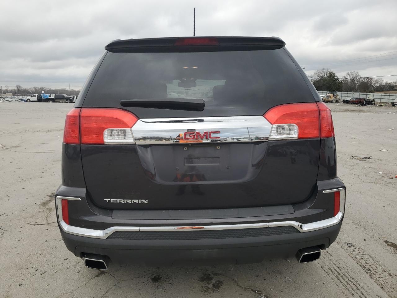 2016 GMC Terrain - Image 6