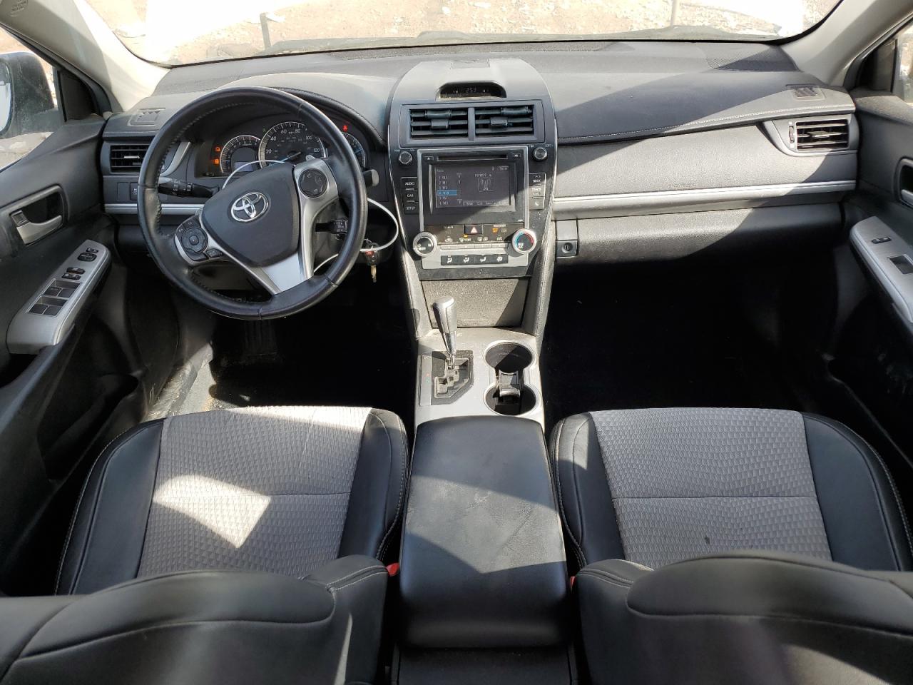 2014 Toyota Camry - Image 8