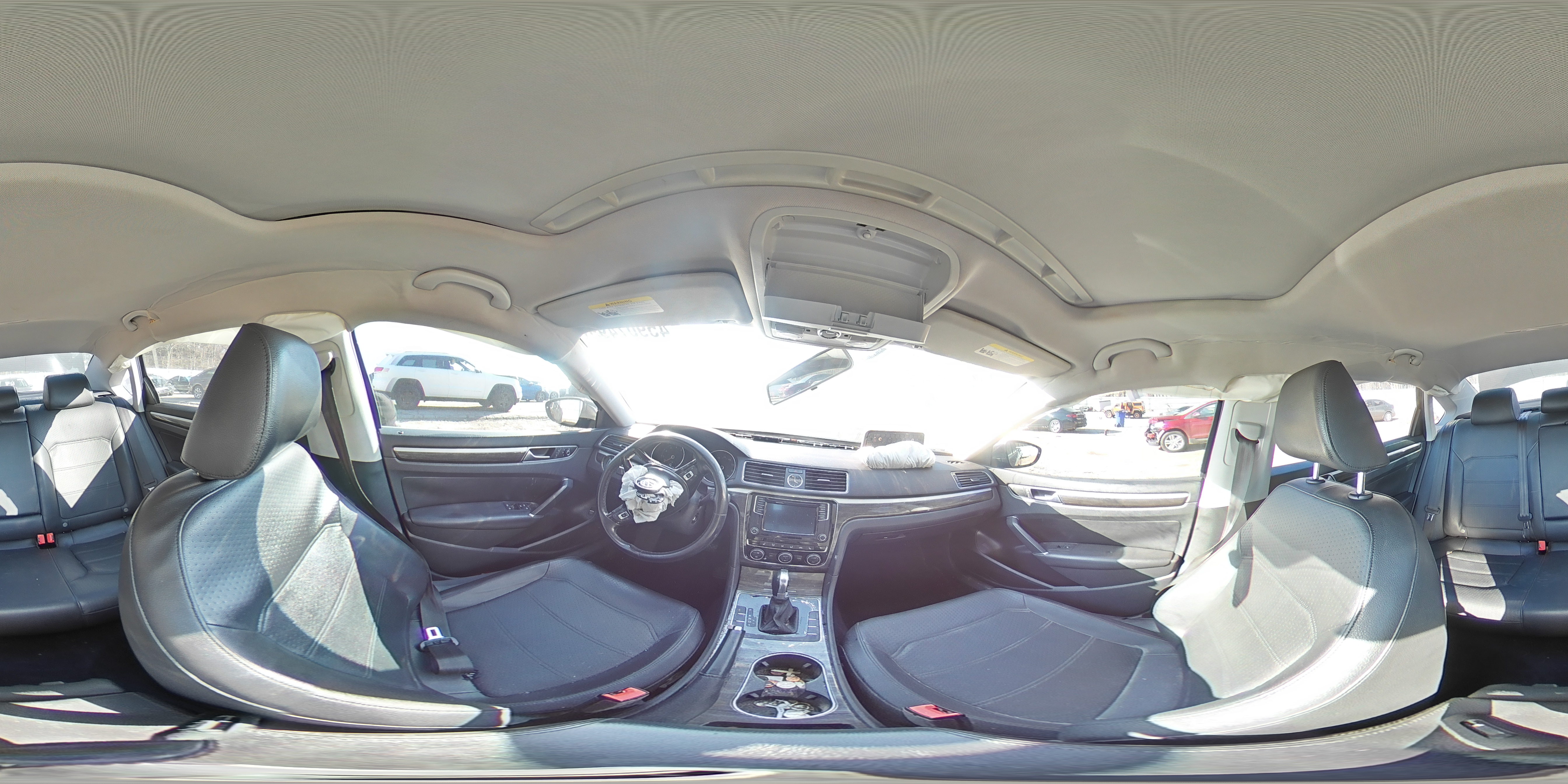 2016 Volkswagen Passat - Image 13
