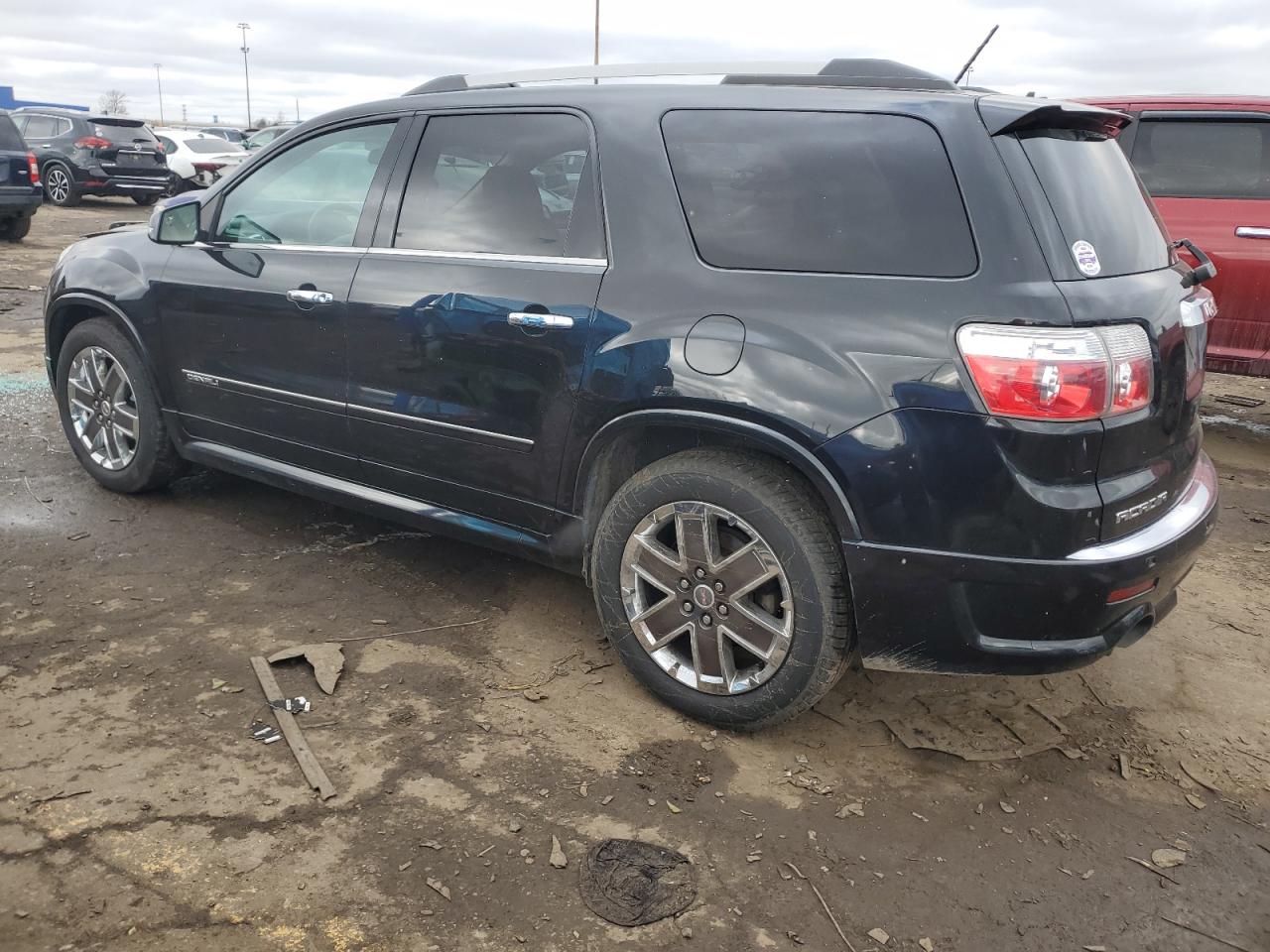 2012 GMC Acadia - Image 2