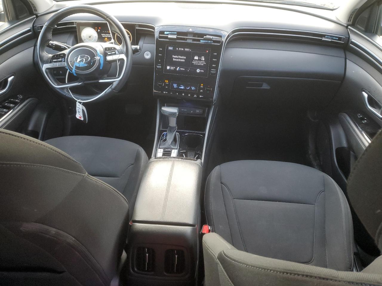 2022 Hyundai Tucson - Image 8