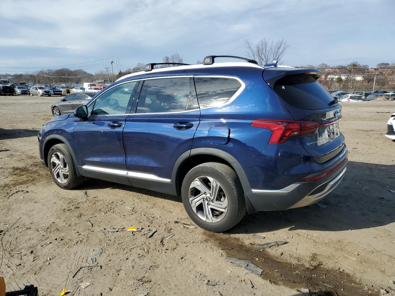 2022 Hyundai Santa Fe - Image 2