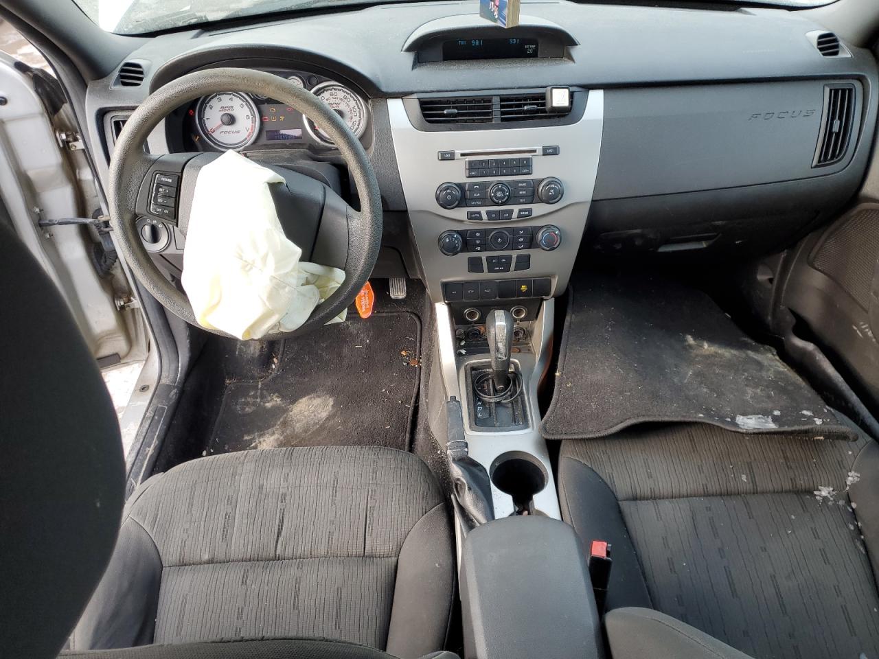 2009 Ford Focus - Image 8