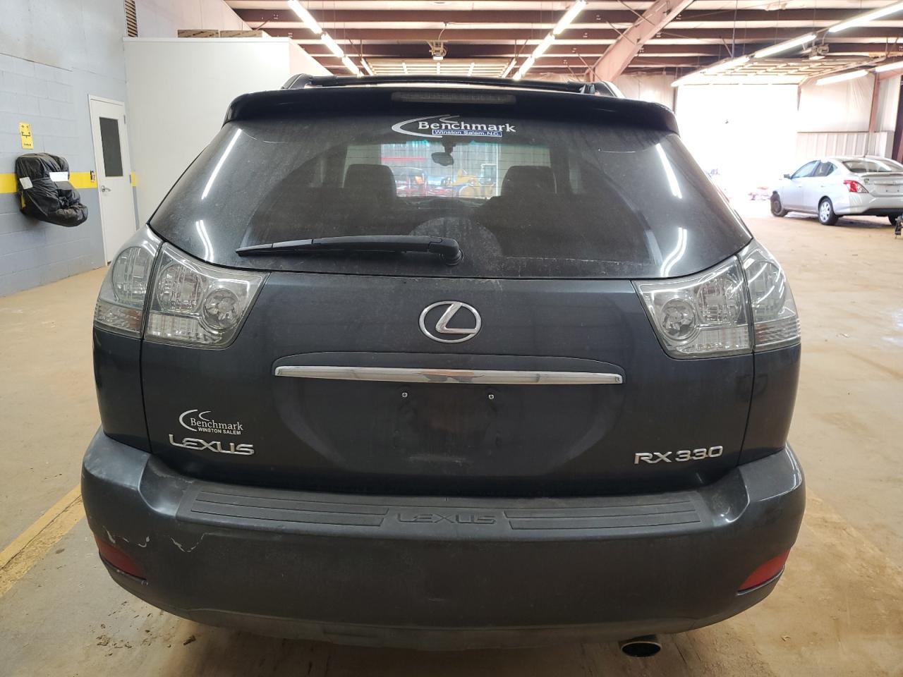 2004 Lexus RX - Image 6