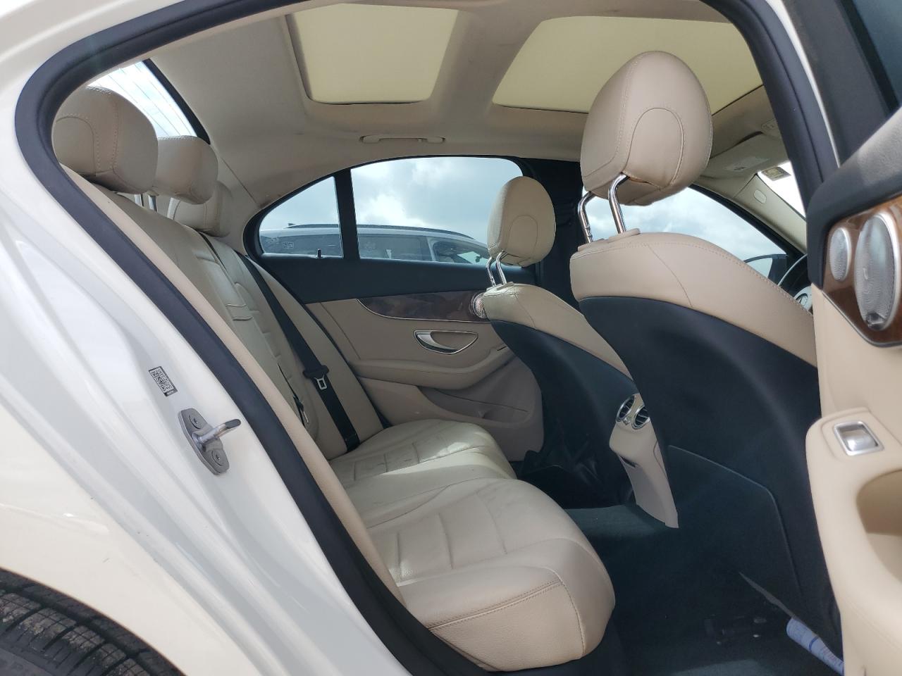 2017 Mercedes-Benz C-klasse - Image 10