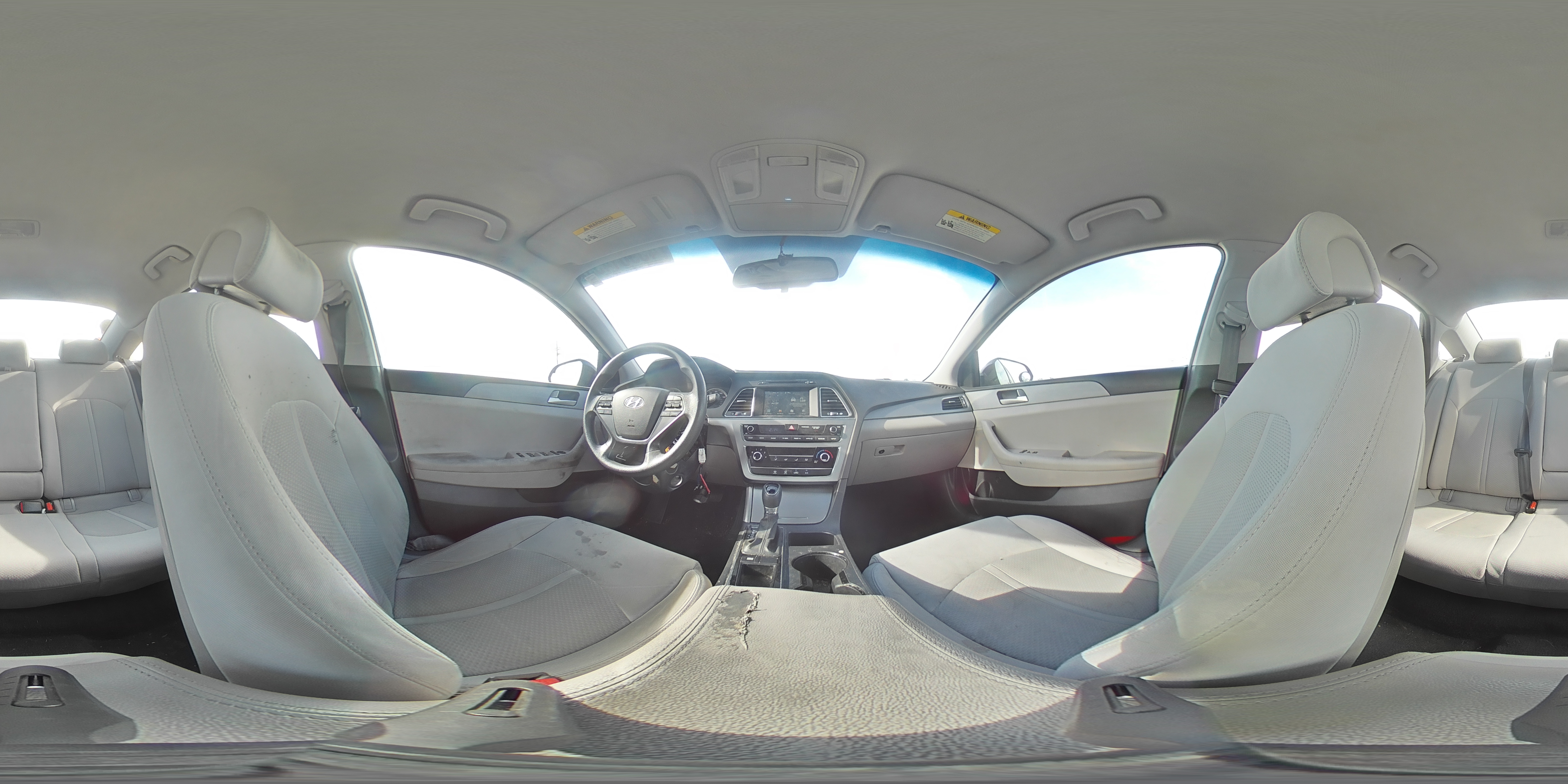 2016 Hyundai Sonata - Image 12