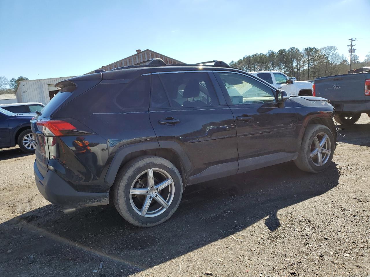 2020 Toyota RAV 4 - Image 3