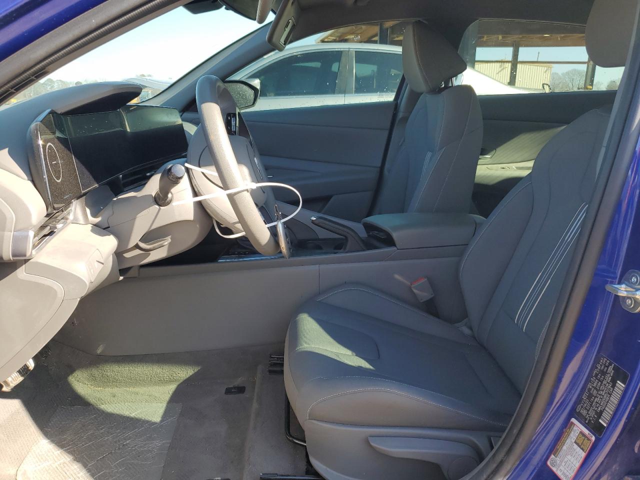 2024 Hyundai Elantra - Image 7