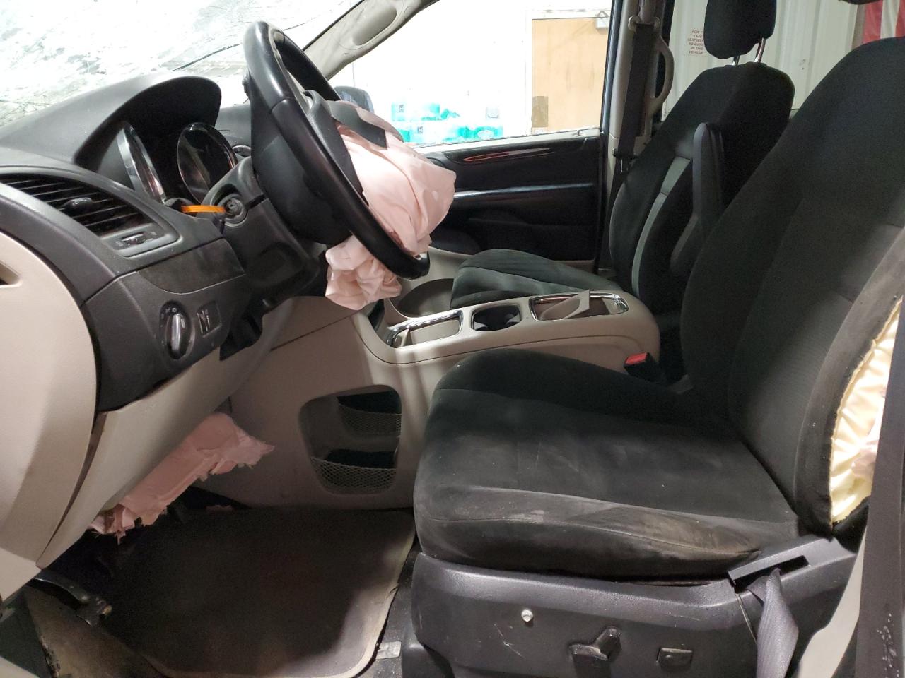 2015 Dodge Caravan - Image 7