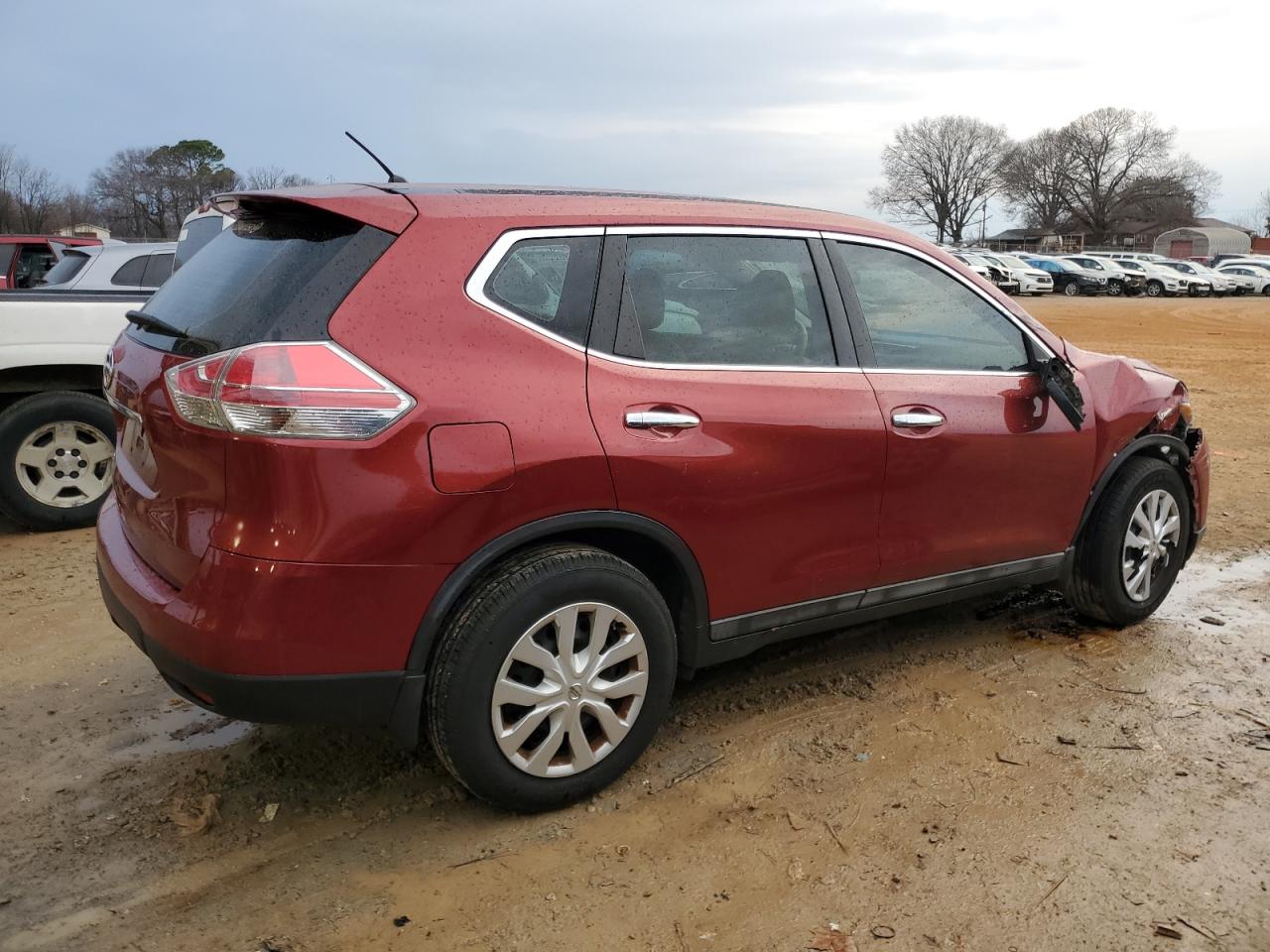 2015 Nissan Rogue - Image 3