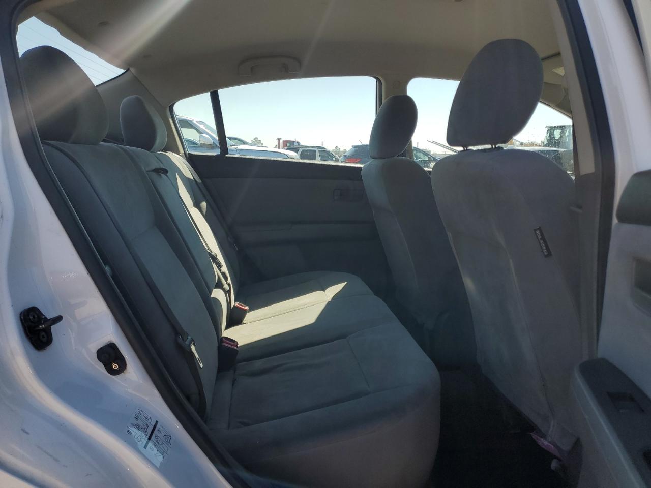 2009 Nissan Sentra - Image 10