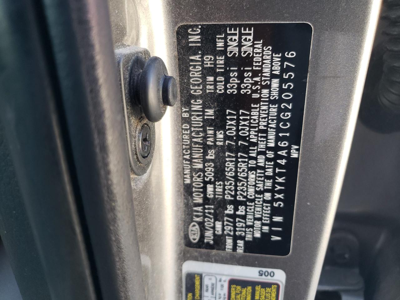 2012 Kia Sorento - Image 13