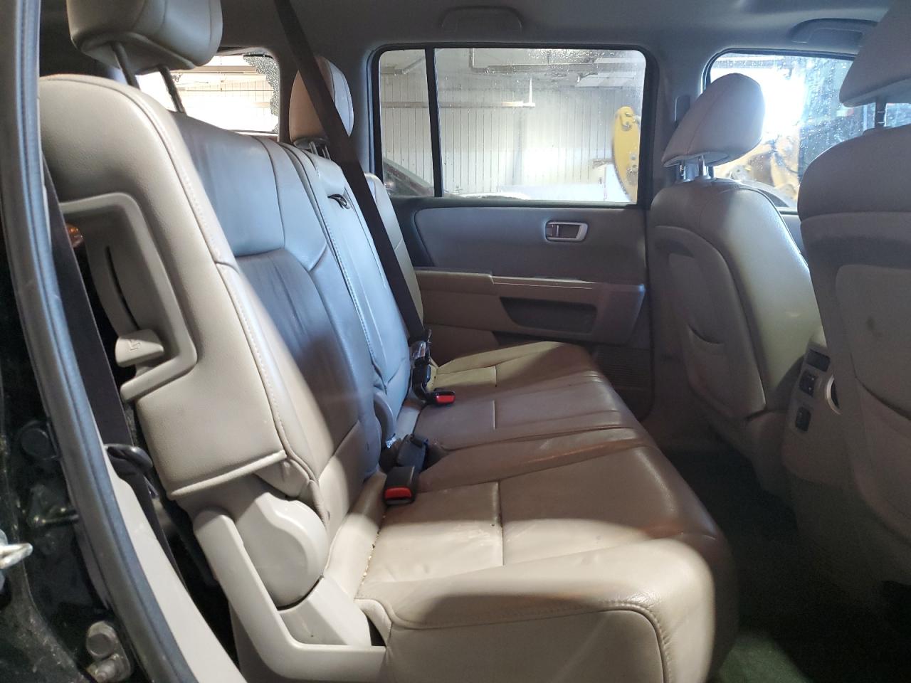 2014 Honda Pilot - Image 10