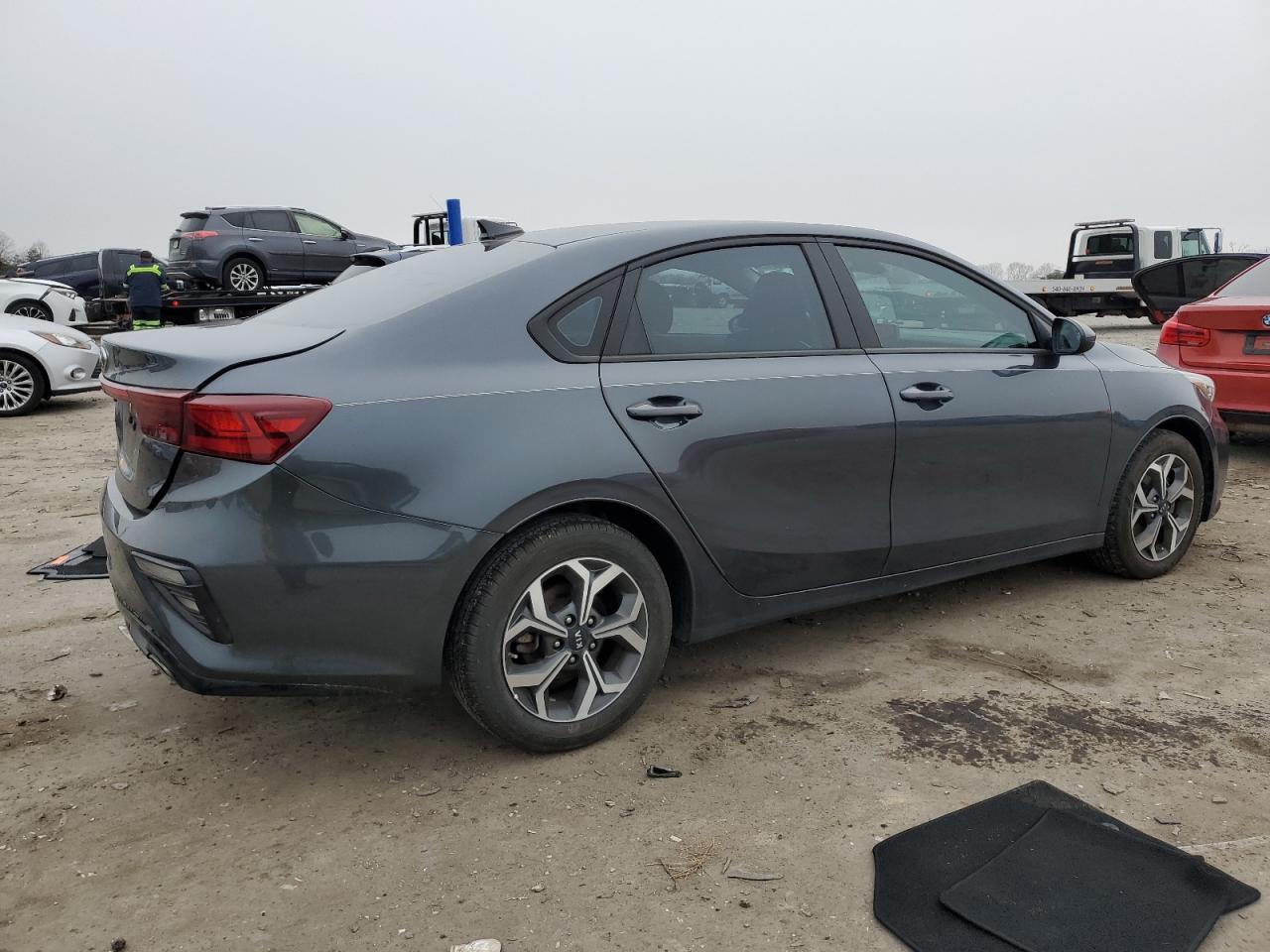 2021 Kia Forte - Image 3