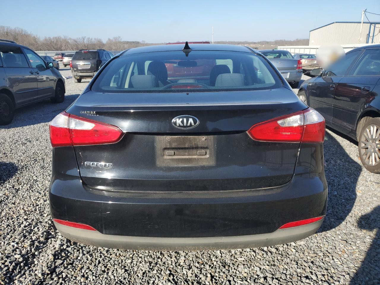2015 Kia Forte - Image 6