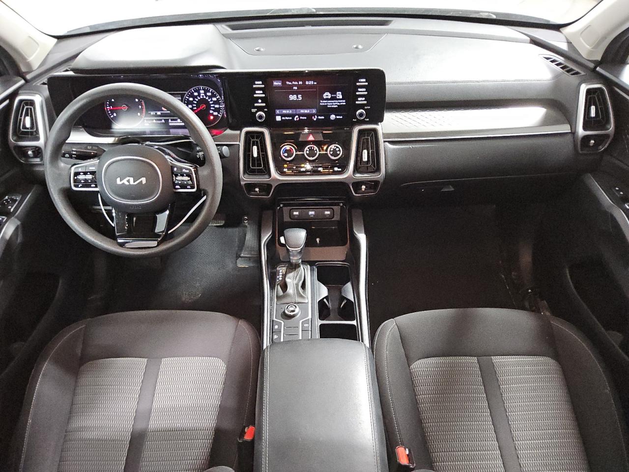 2022 Kia Sorento - Image 8