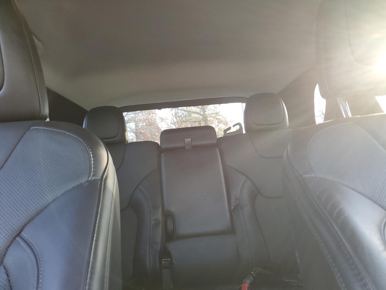 2020 Jeep Grand Cherokee - Image 10