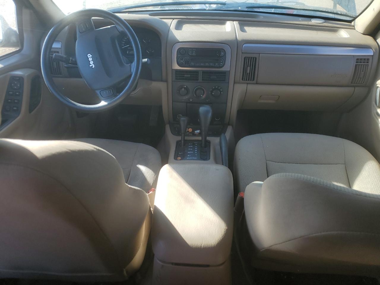 2002 Jeep Grand Cherokee - Image 8