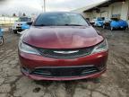 2016 Chrysler 200 S للبيع في Dyer، IN - Side