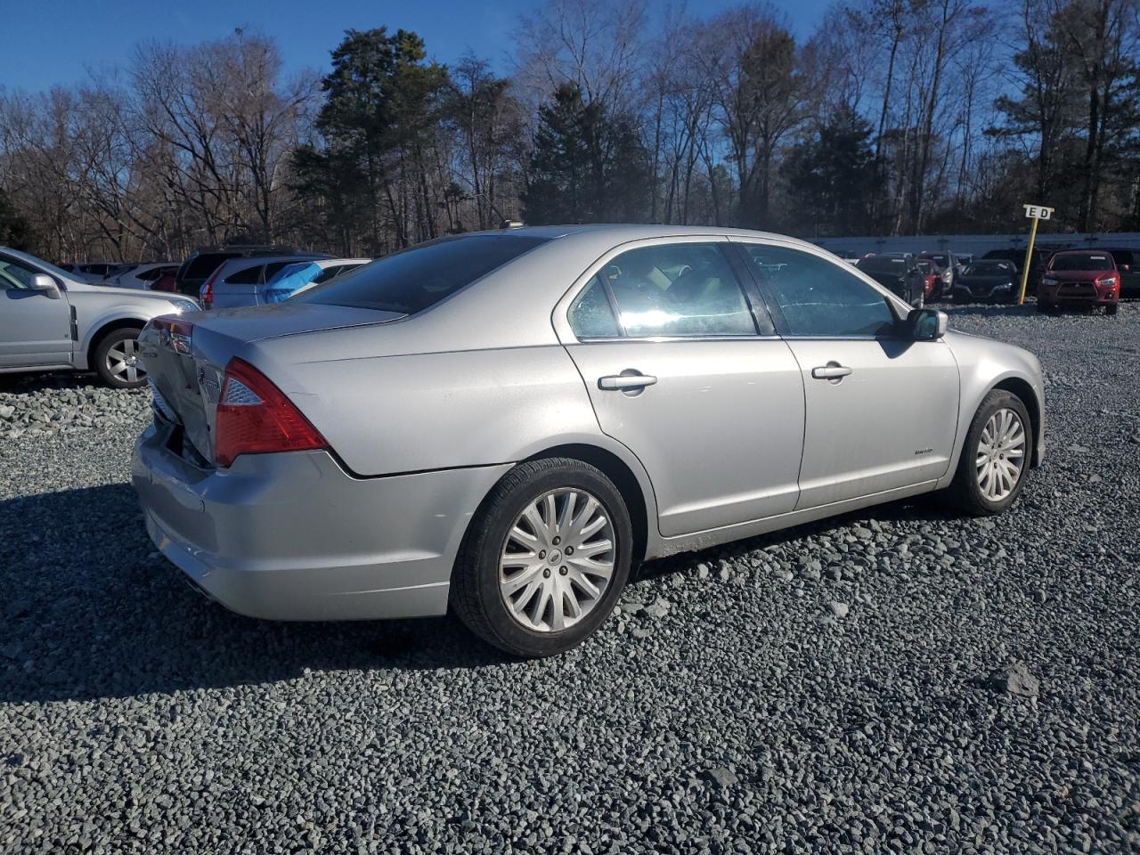 2010 Ford Fusion - Image 3