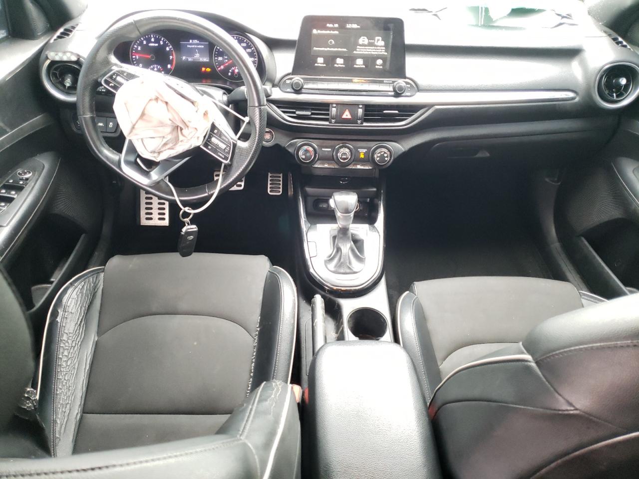 2021 Kia Forte - Image 8