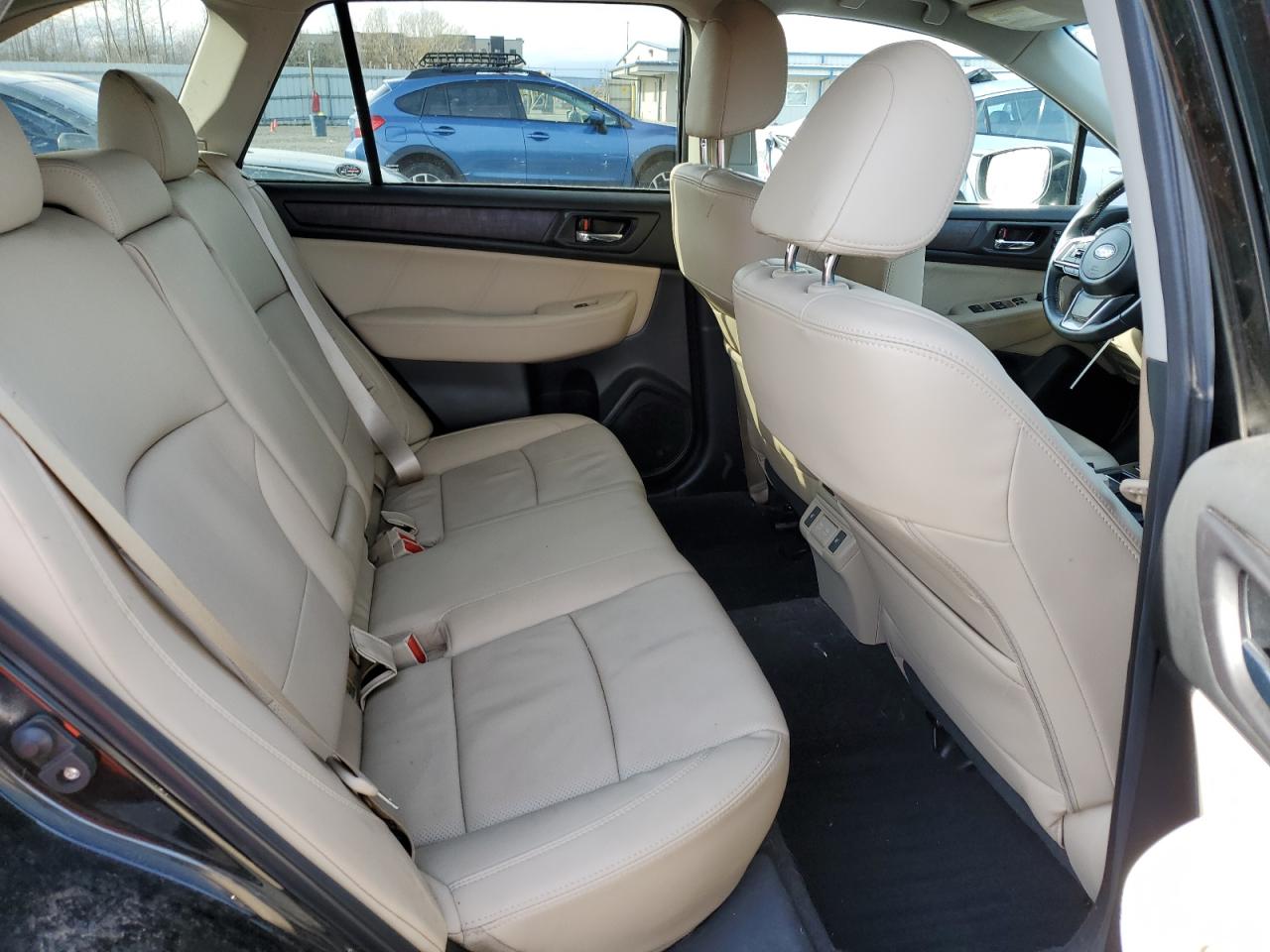 2019 Subaru Outback - Image 11