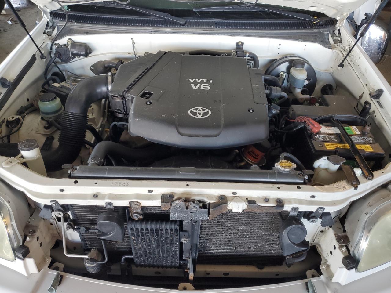 2005 Toyota Tundra - Image 11