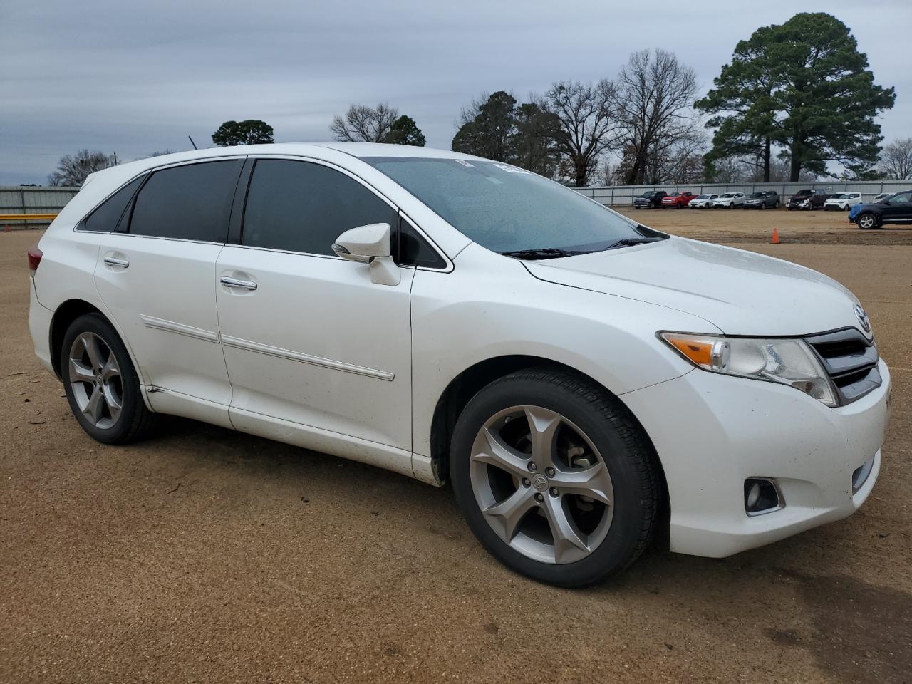 2014 Toyota Venza - Image 4