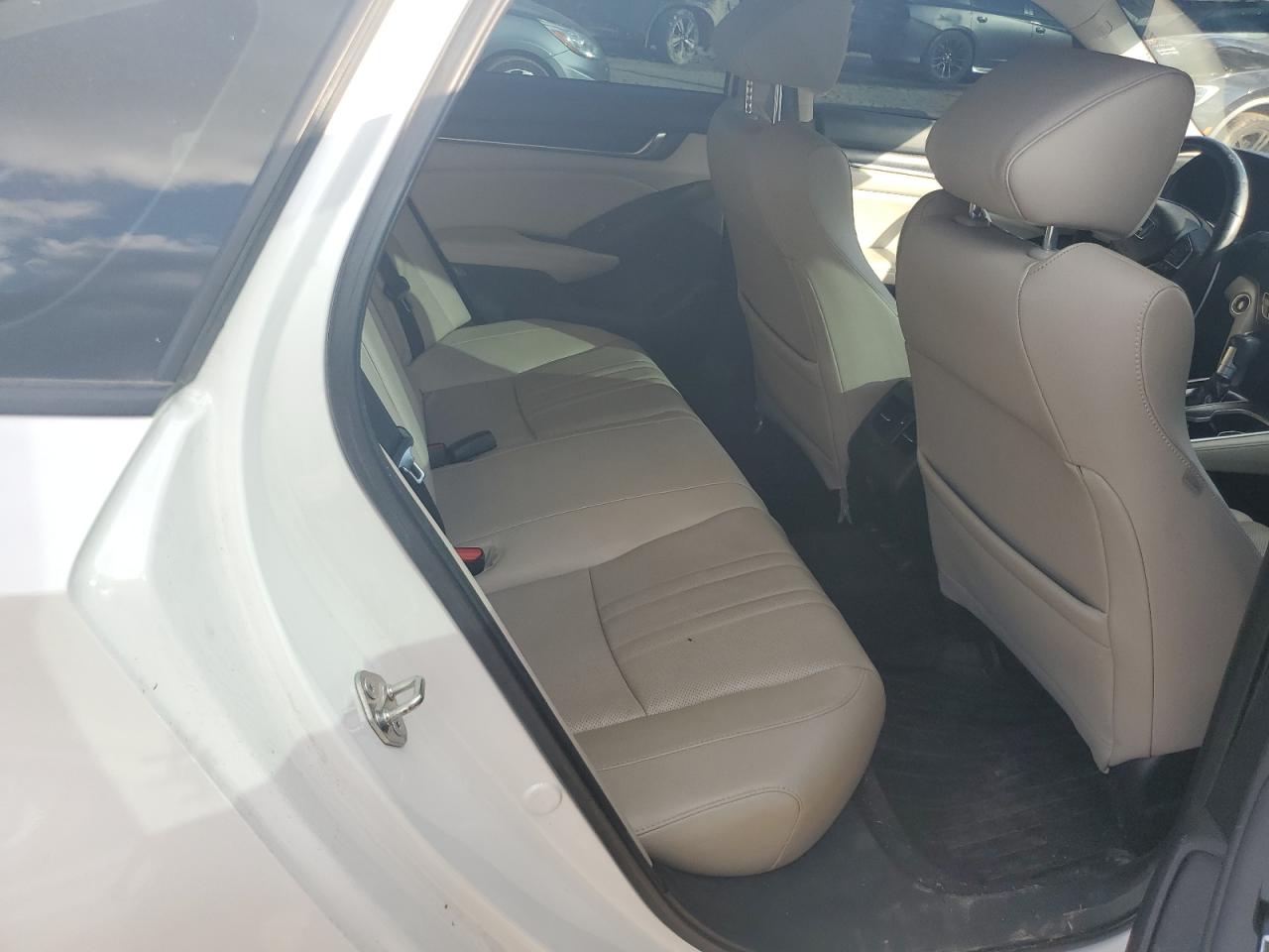 2019 Honda Accord - Image 11