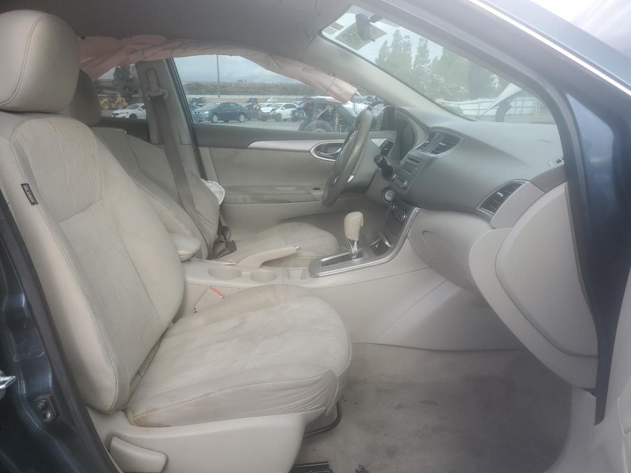 2014 Nissan Sentra - Image 7