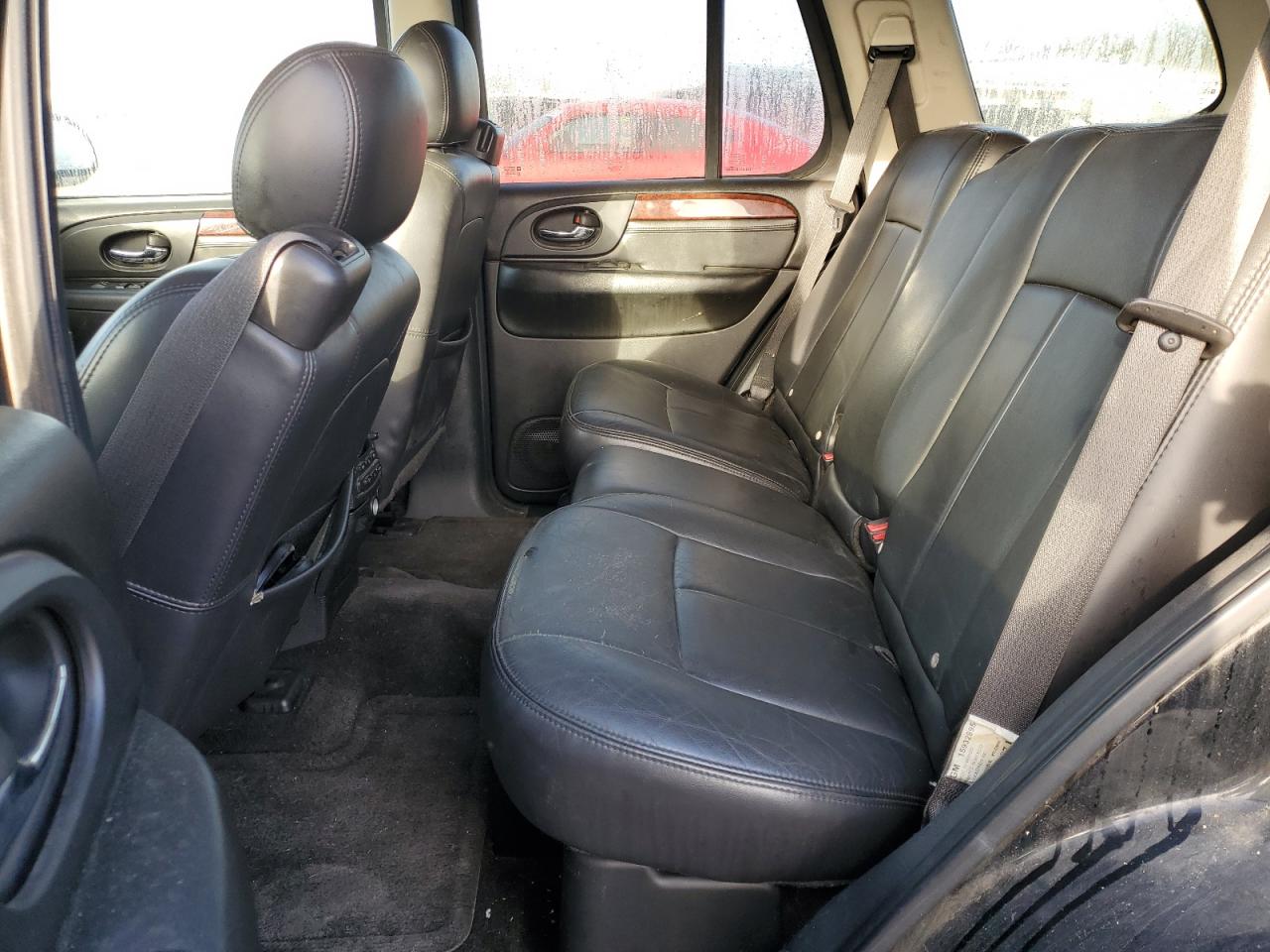 2008 GMC Envoy - Image 10