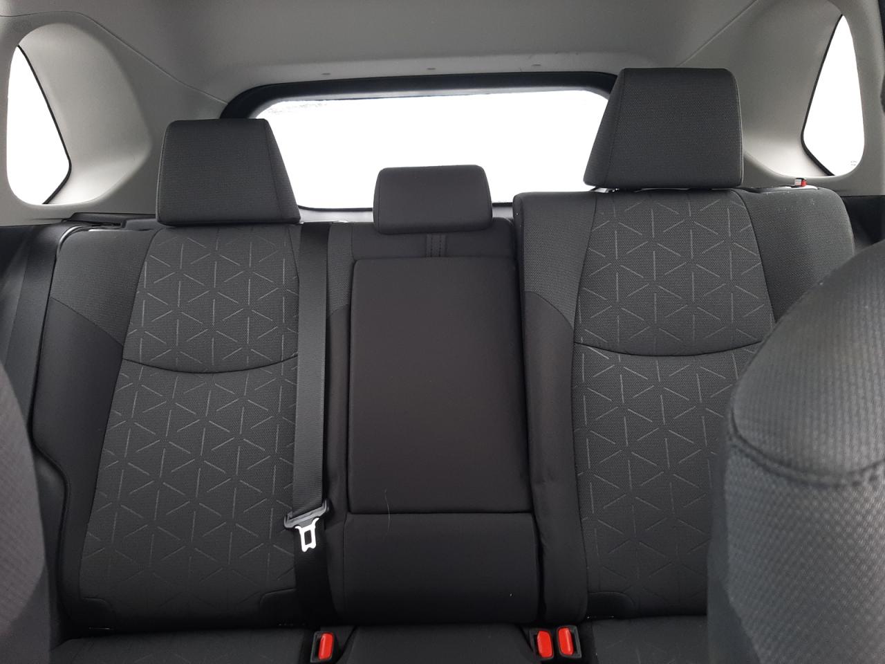 2023 Toyota RAV 4 - Image 10