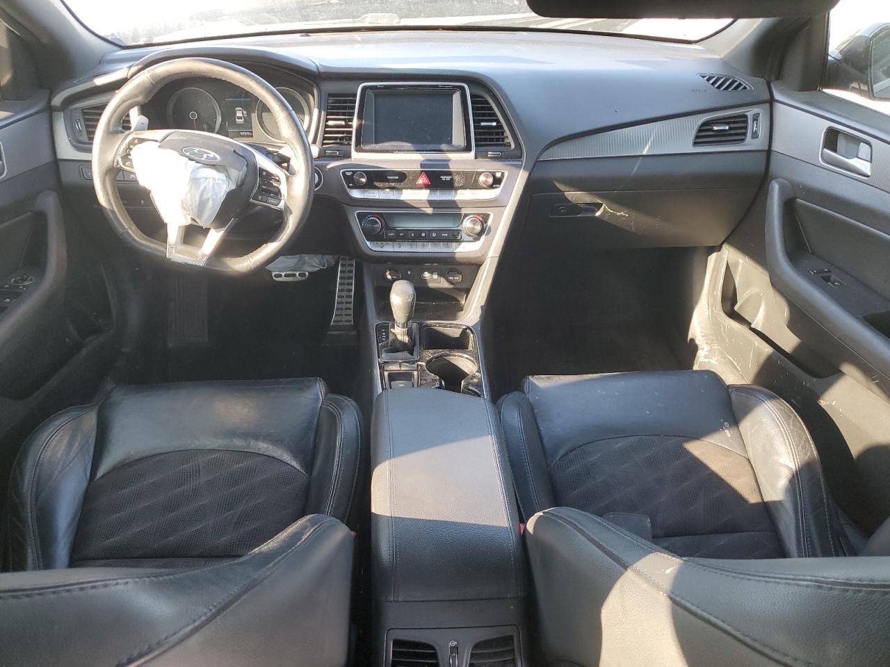 2018 Hyundai Sonata - Image 8