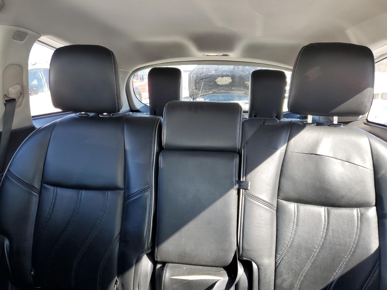 2017 Infiniti QX60 - Image 10