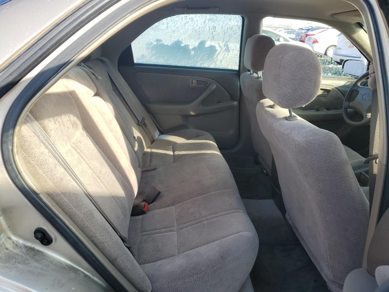 1997 Toyota Camry - Image 10