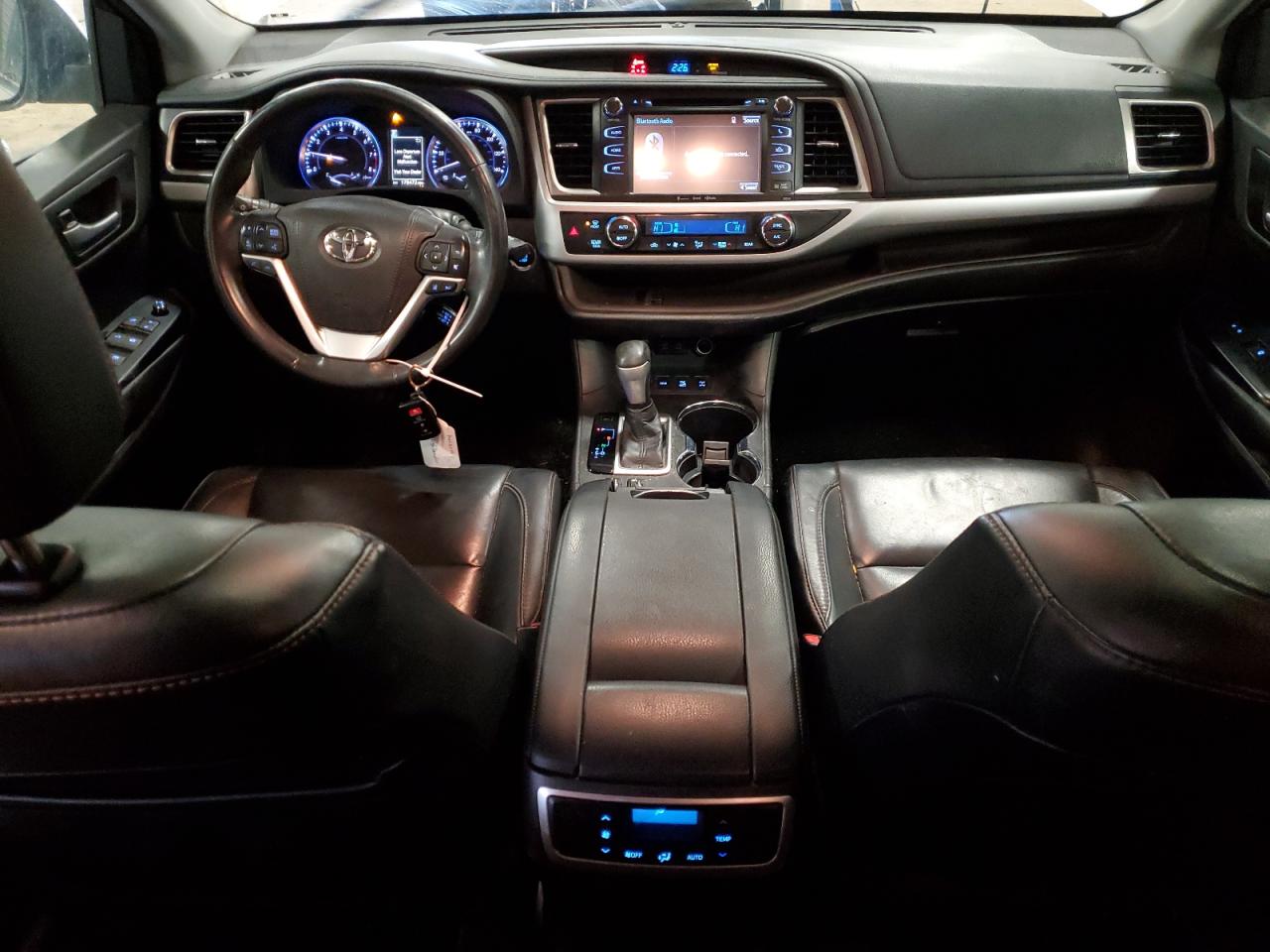 2018 Toyota Highlander - Image 8
