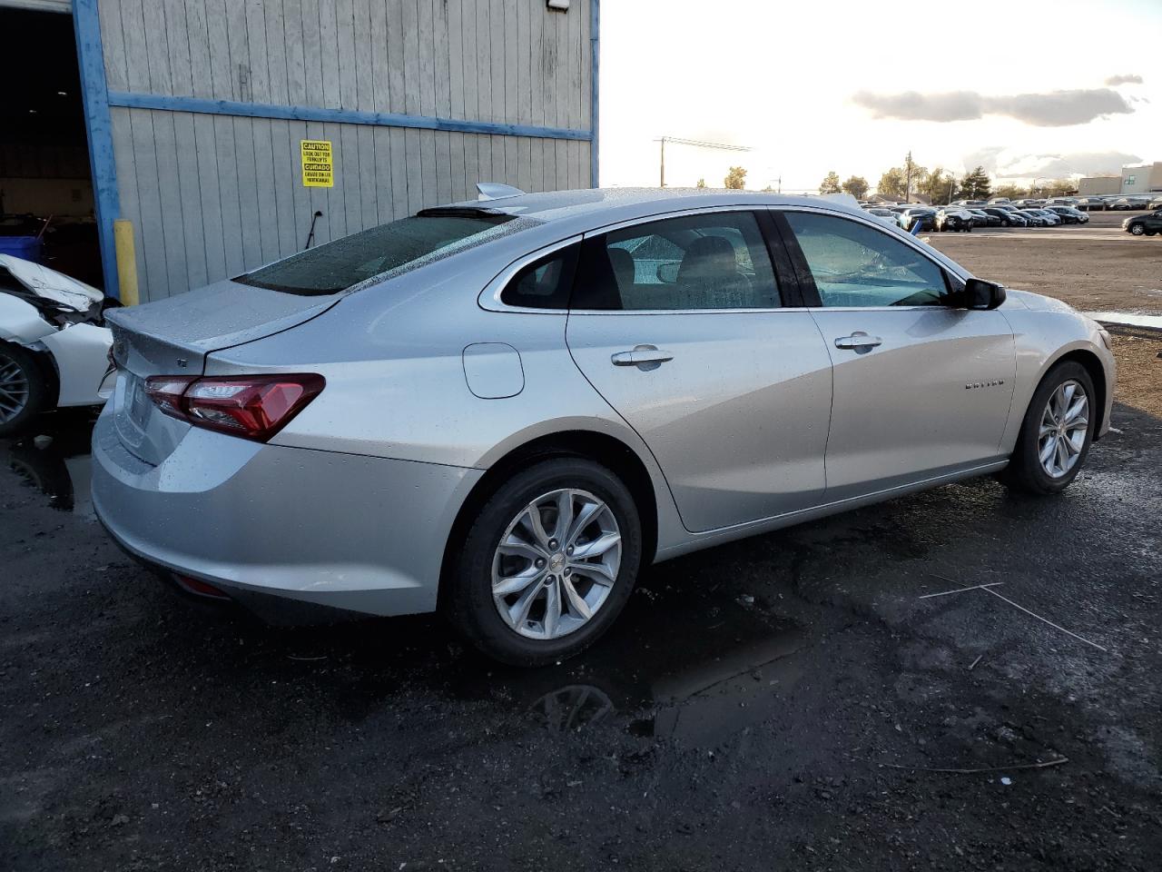 2022 Chevrolet Malibu - Image 3
